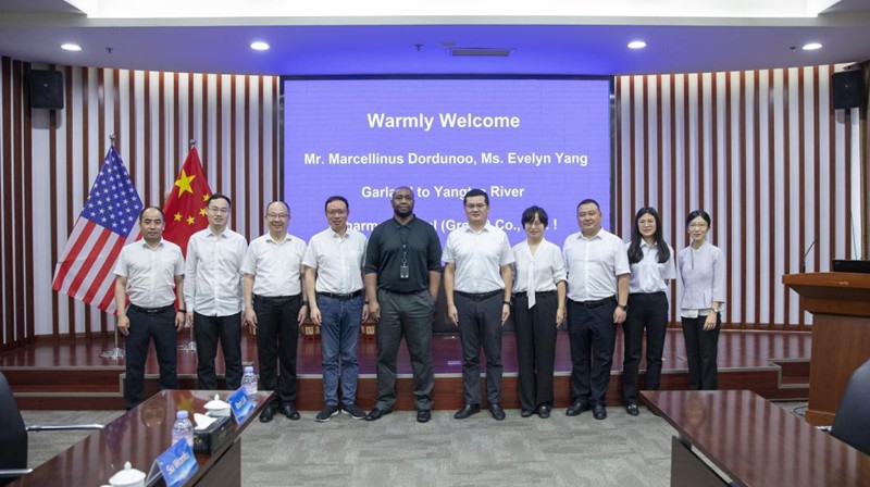 ?。?024年7月美國FDA cGMP檢查首次會議合影)   ?。?024年7月美國FDA cGMP檢查首次會議合影)